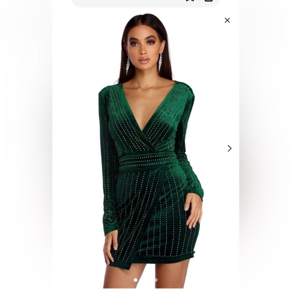 Windsor Cassie Velvet Wrap Kelly Emerald Green Rhinestone Dress Size Large